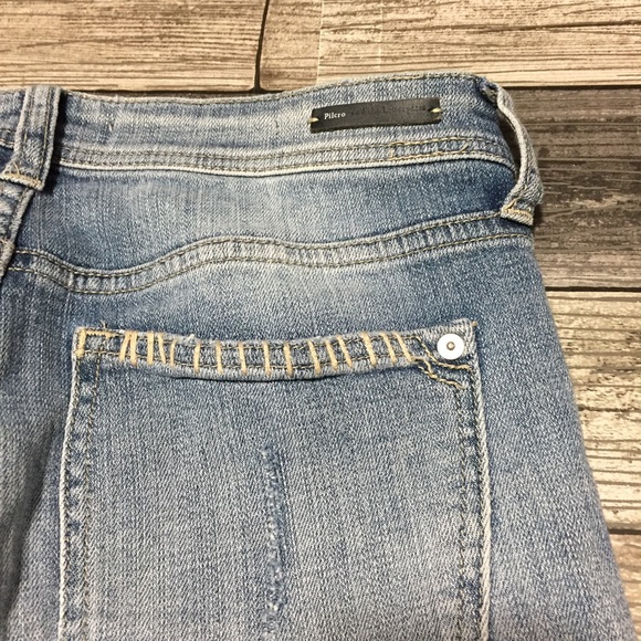 Pilcro Slim Boyfriend Patch Jeans Women 25 (Inseam 28) Light Wash Blue Embroider - Picture 8 of 13